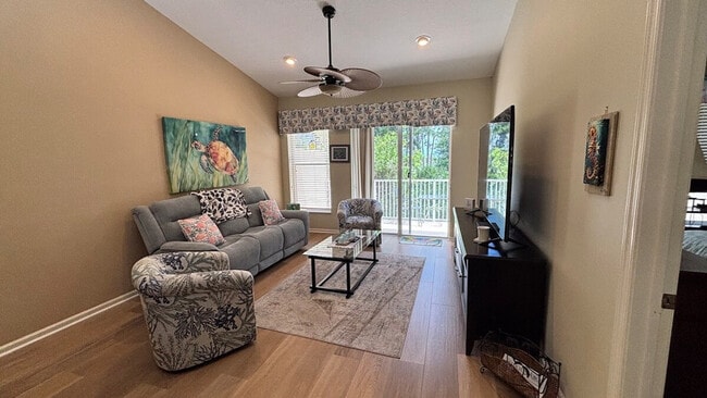 Building Photo - 9306 Wentworth Ln Unit SI ID1586072P
