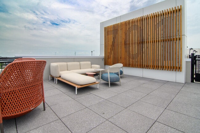 Photo - 701 Richmond Ave. Unit ID1335749P