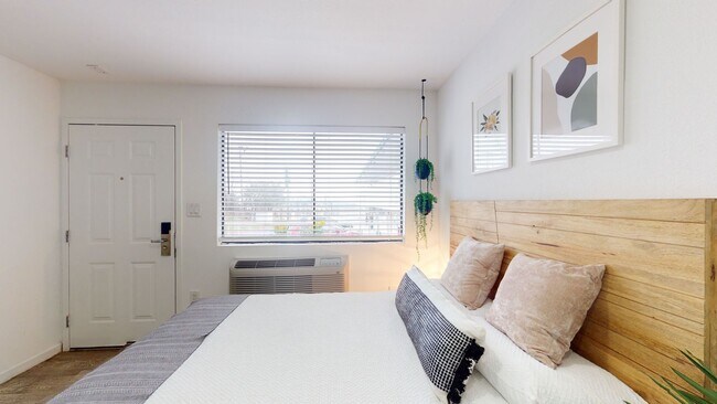 Photo - Sohana Apartments