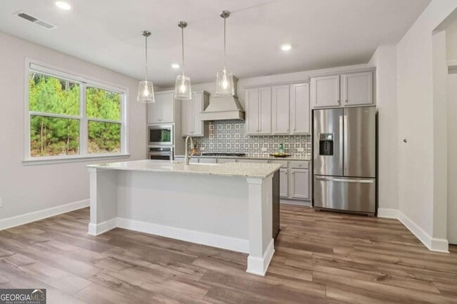 Photo - 3507 Creek Hollow