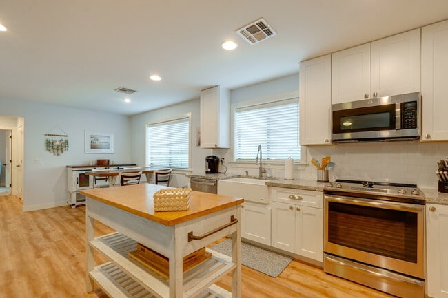 Photo - 8637 S Newberry Ln Unit SI ID1385740P