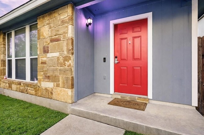 Photo - 4620 Best Way