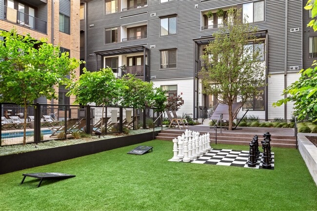 Photo - Fivetwo at Highland