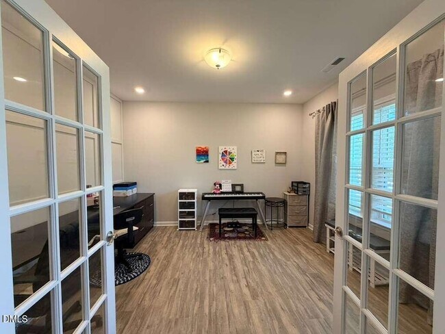 Photo - 2525 Elm Grant Dr