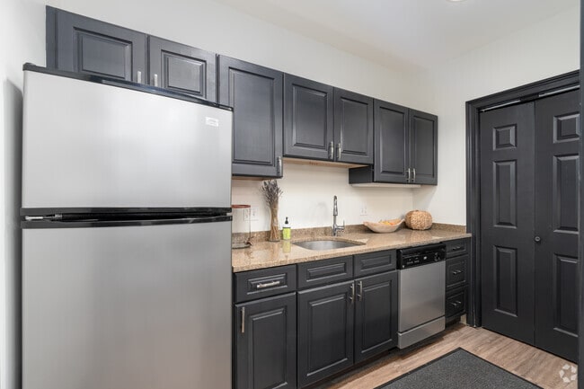 Kitchenette - Heritage at Bedford Springs