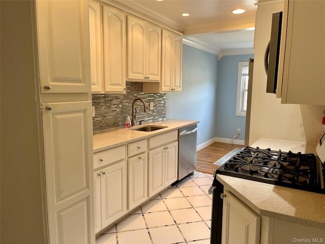 Photo - 6 Church Ln Unit L