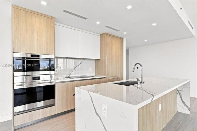 Photo - 2411 Laguna Cir Unit 2301