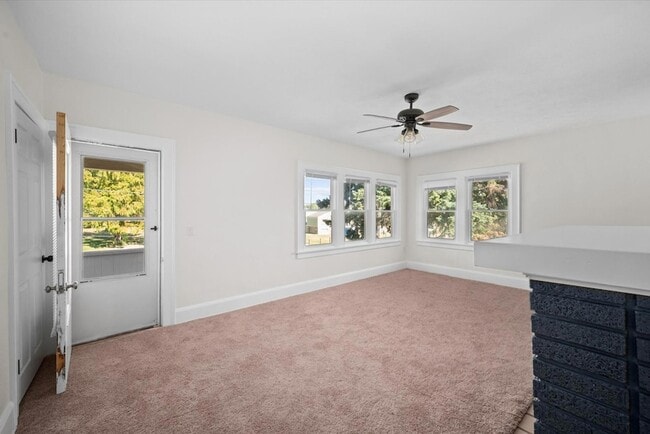 Photo - 316 Morrison Dr Unit Upper