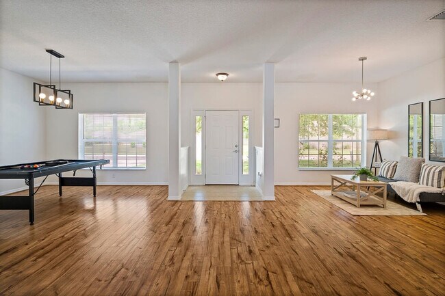 Photo - 11 Wheeler Ln Unit ID1261594P