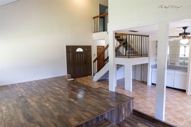 Photo - 3101 Raintree Dr