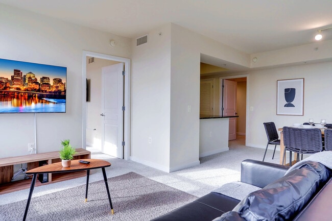 Photo - 550 14th St S Unit FL11-ID1022425P