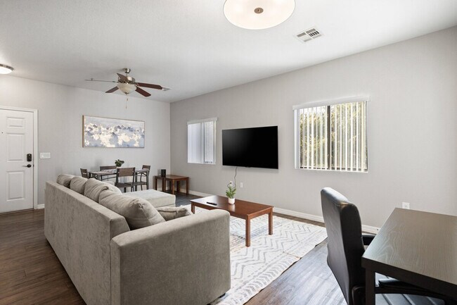 Photo - 14 W Villa Rita Dr Unit ID1244300P