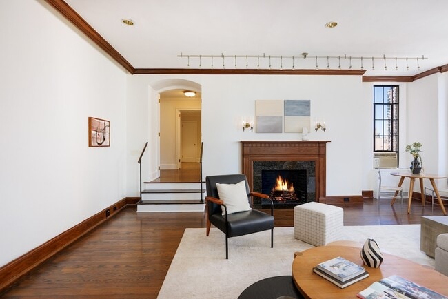 Photo - 350 W 57th St Unit 19D