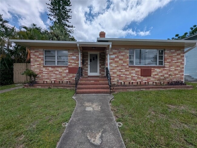 Photo - 206 12th Ave N