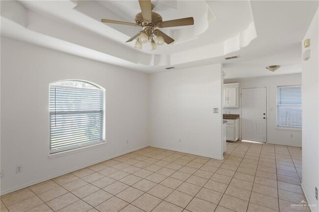 Photo - 705 W Bronze Dr Unit 2