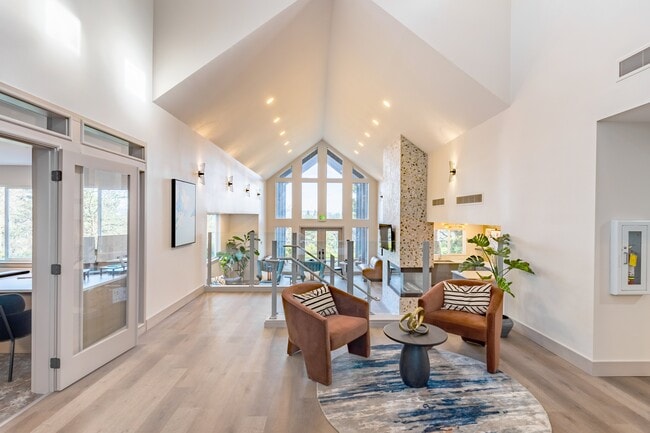 Photo - Skyline at Murrayhill