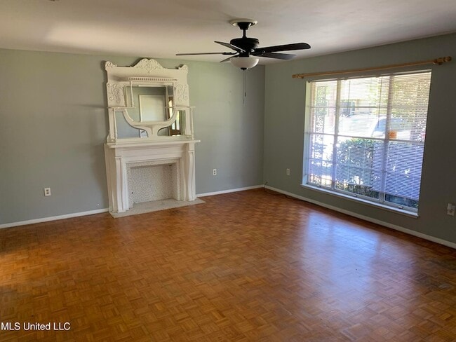 Photo - 2504 Middlecoff Dr