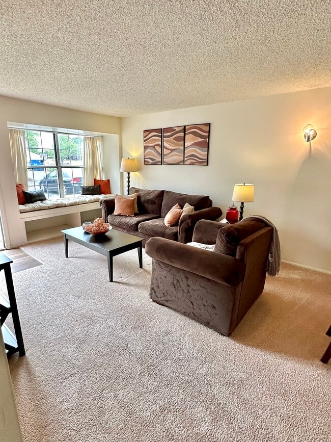 1 Bedroom - Kings Point Apartments