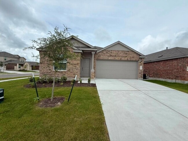 Photo - 120 Donnington Dr