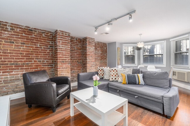 Photo - 2452 1/2 18th St NW Unit ID1034721P