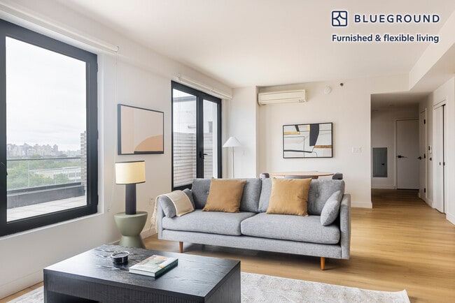 Building Photo - 37-05 30th St Unit FL7-ID1982