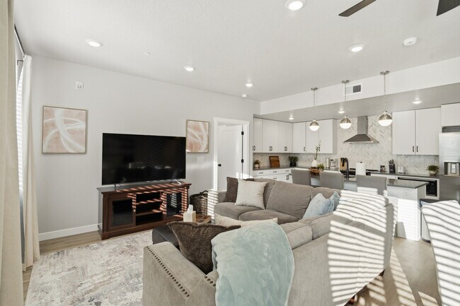 Photo - 206 N Chapparell Dr Unit SI ID1504814P