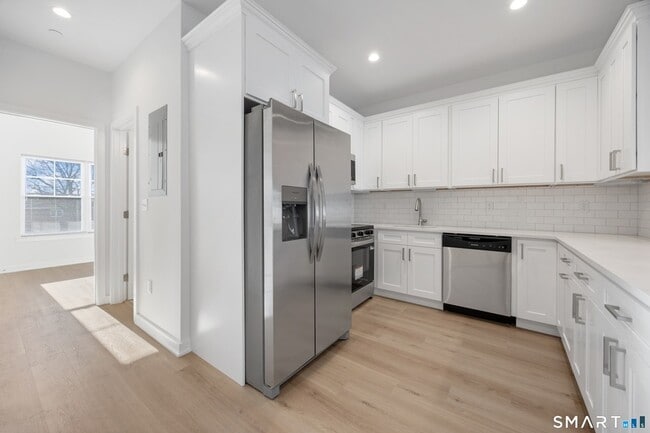 Photo - 29 Village Rd