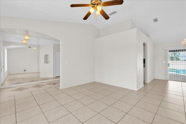 Photo - 112 Azalea Dr