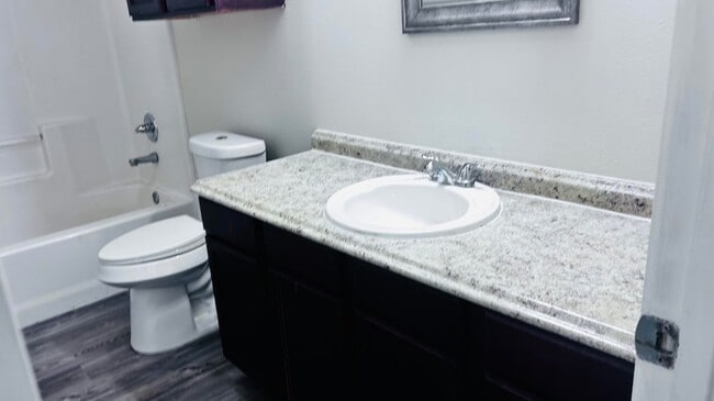 Photo - 8905 Terrell Ave