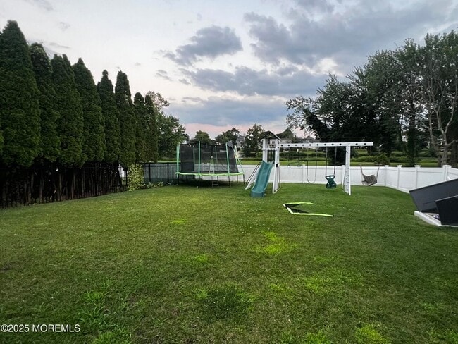 Photo - 799 Bowyer Ave