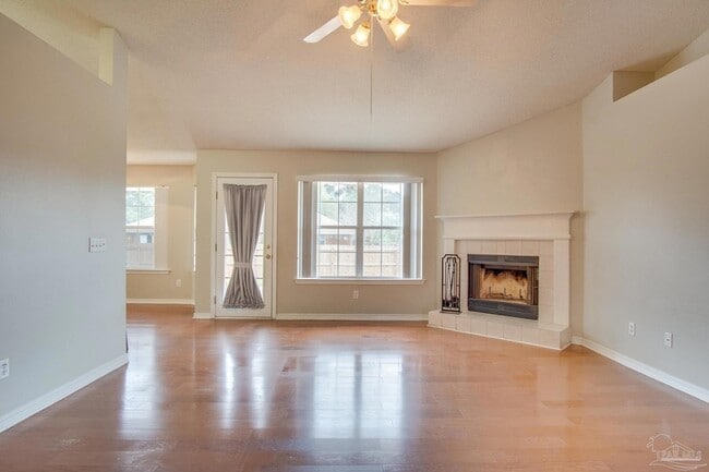 Photo - 5029 Lantana Dr