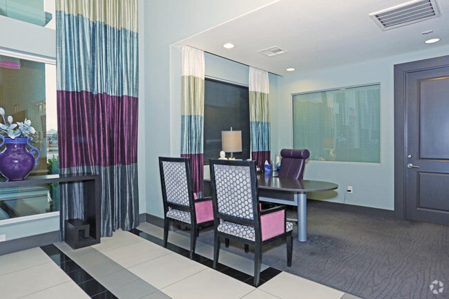 Leasing Area - Elysian St Rose