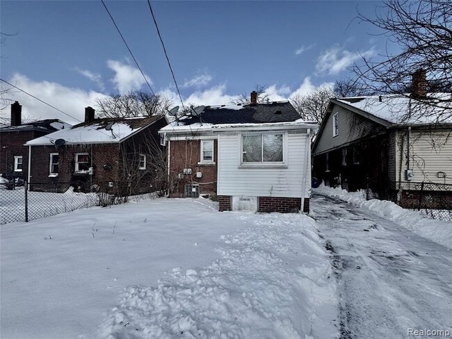 Photo - 15030 Rossini Dr Unit 2 - Upper