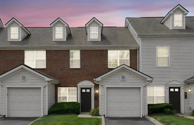 Building Photo - 2033 River Rock Way