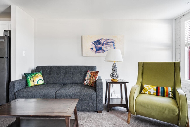 Photo - 615 N East St Unit FL2-ID1364146P