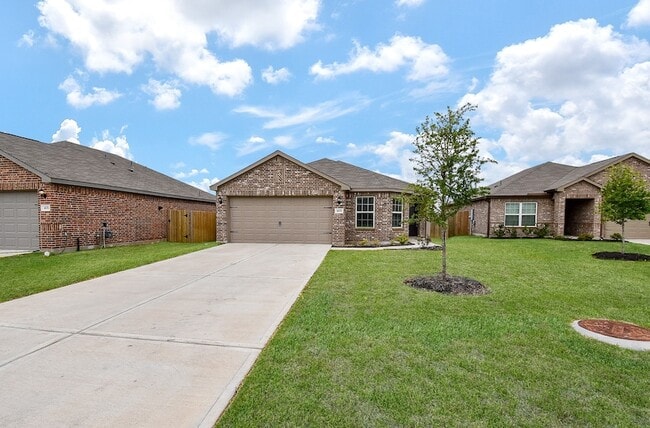 Photo - 405 Texas Olive Dr