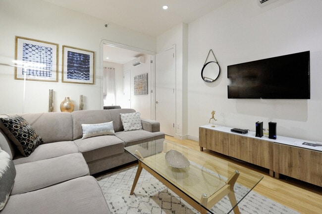 Building Photo - 353 W 46th St Unit SI ID1323938P