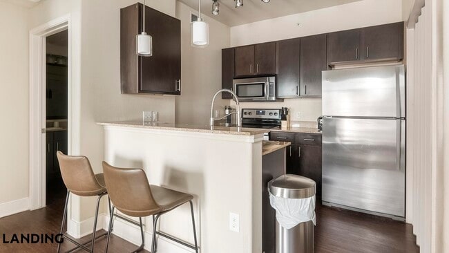 Photo - 7500 I-35 Unit 827
