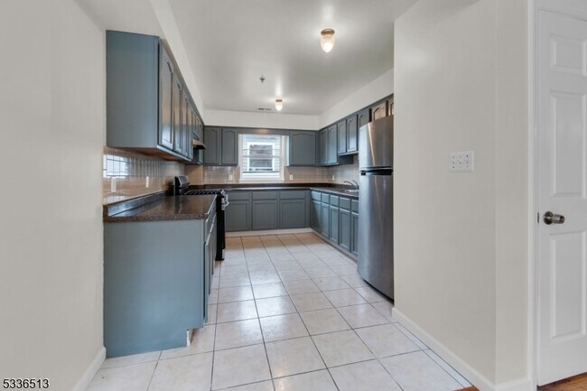 Photo - 58 1st St