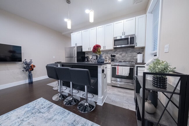 Photo - 245 W 113th St Unit ID1316961P