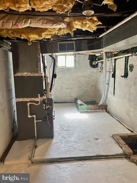 Photo - 215 Elder St