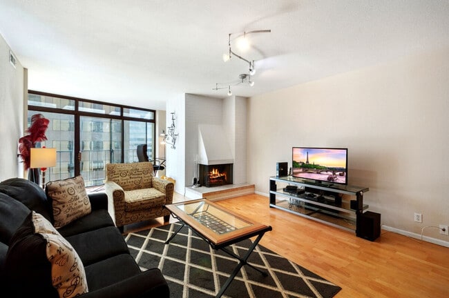 Building Photo - 22 Larimer St Unit SI ID1508532P