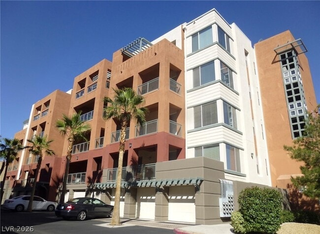 Building Photo - 83 E Agate Ave