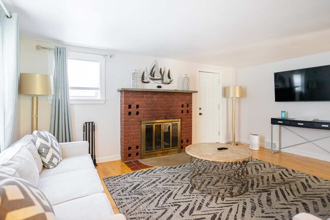 Photo - 253 Main St Unit SI ID1271274P