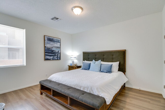 Photo - 243 San Clemente Ave NW Unit SI ID1604736P