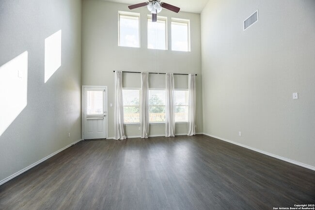 Photo - 1609 Ranch House