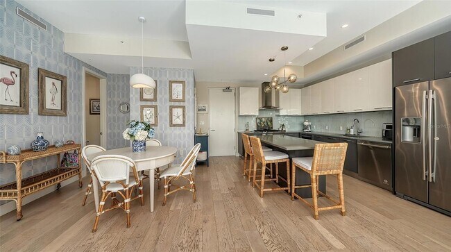 Photo - 635 S Orange Ave Unit 304