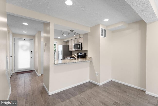 Photo - 1644 Fieldthorn Dr