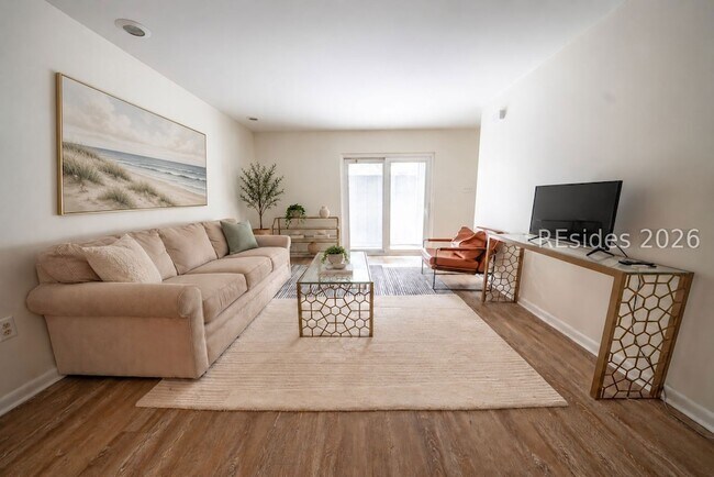 Photo - 141 Lamotte Dr Unit APT F1