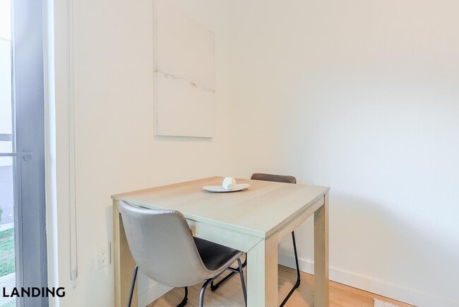 Photo - 2623 Keene St Unit 528